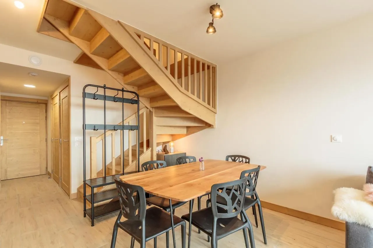 Apartment Luxurious Duplex For 4-7P With Large Terrace And Pool In Ski-In Ski-Out 5* Building Bourg-Saint-Maurice