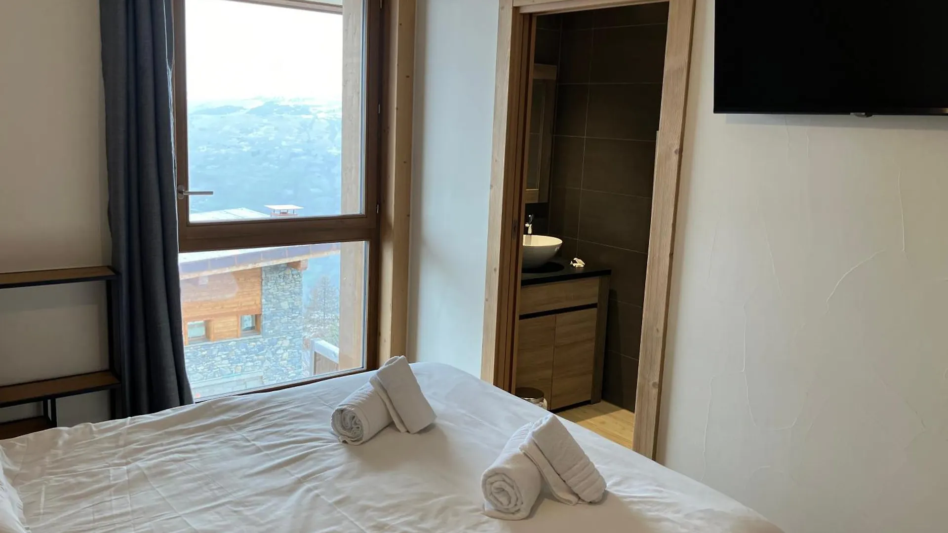 Apartment Luxurious Duplex For 4-7P With Large Terrace And Pool In Ski-In Ski-Out 5* Building Bourg-Saint-Maurice
